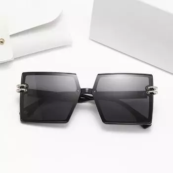 Last Order Large Frame Sunglasses Men S Four-Leaf Clover Sunglasses Women S Cheap Sale Glasses Treatment 9072 ordinary lens