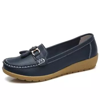 Leather fashion women s flat light casual walking shoes comfortable breathable non-slip nurse women s shoes work large size44 35