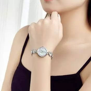 Легкие роскошные модные перламутровые дисковые часы Niche Chic Rhinestone женские часы-браслет Романтичные кварцевые часы