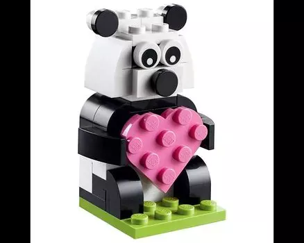 LEGO 40396 Забавная мини-модель Valentine Panda Ежемесячная сборка