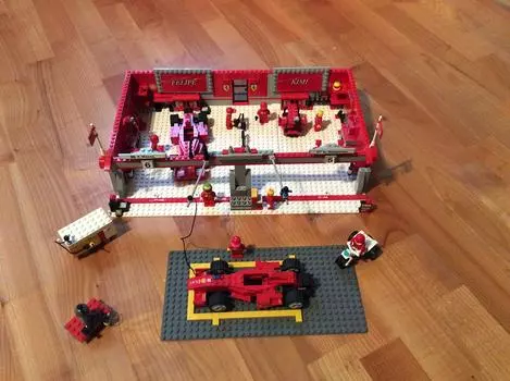 LEGO Racer Ferrari F1 Team 8144