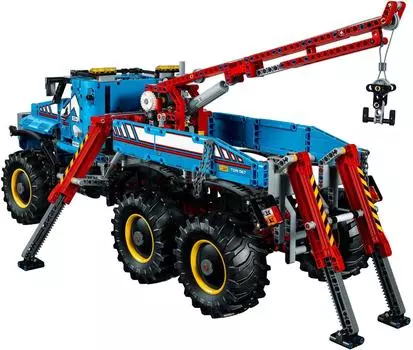 LEGO Technic 6x6 All Terrain Magnum Tow Truck 42070