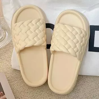 Летние тапочки Stepping on Shit Feeling женские 2024 новые верхние домашние дышащие нескользящие парные пляжные сандалии для ванной комнаты 36-37 розовый