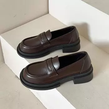 Loafers women s British style black flat-bottomed small leather shoes spring and autumn soft leather Doudou single shoes summer small black profess 35 коричневый