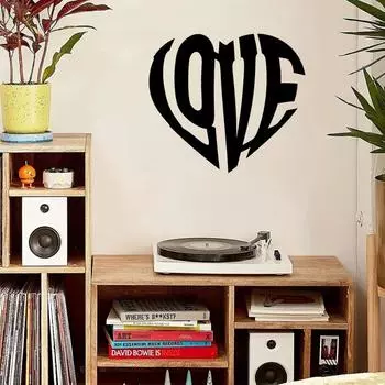 Love in Heart Metal Wall Sign: Elegant New Bedroom and Living Room Dcor—Charming Home Decoration and Art Accent чёрный