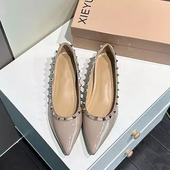 Mary Jane small inner height increase rivet pointed single shoes women s new one-pedal ladyshoes boat shoes 35 телесный