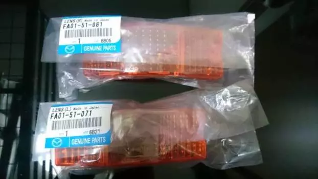 MAZDA Genuine RX-7 Front Comb Turn Signal Lens Right & Left Set