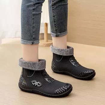 Medium rain boots women s velvet warm waterproof and non-slip short Martin boots rain shoes wear flat-soled wear-resistant autumn and winter 36 фиолетовый