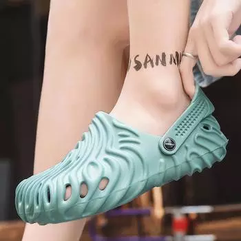 Men s and women s trendy outdoor beach sandals half drag 2025 summer large size dual-purpose sandals outdoor hole shoes 40