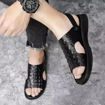 Men s Beach Shoes Crocodile Pattern Sandals High Quality Leather Non-slip Men Slippers Breathable Two Uses Men s sandals Shoes 38 чёрный