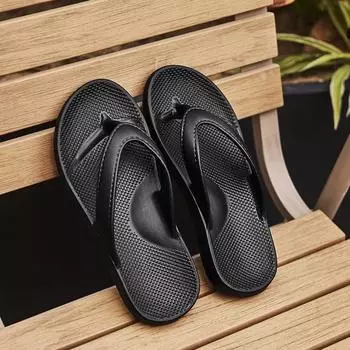 Men s Flip flops Non-slip flat sandals EVA Summer 2025 Women s Slippers Lightweight casual beach shoes Solid bathroom slippers 36-37 белый