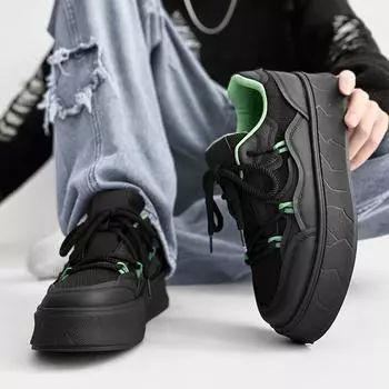 Men s shoes 2025 new spring heightening thick-soled mesh breathable non-slip board shoes student youth sports and leisure trendy shoes 39