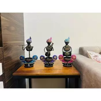 Металлический многоцветный набор из 3 штук с подставкой для T-Light, играющий на музыкальном инструменте, идол, расписанный вручную, экспонат для офисного декора (Каждый размер 7x12 дюймов)
