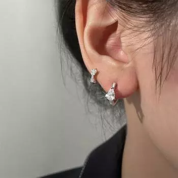 Мини-серьги-бантики из стерлингового серебра 925 пробы, модные нишевые универсальные модные украшения для ушей с высоким чувством 925 silver