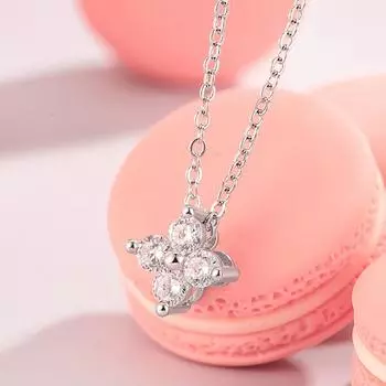 Mini Small Lucky Clover Necklace Women S Diamond Simple Versatile Sweet Delicate Premium Clavicle Chain