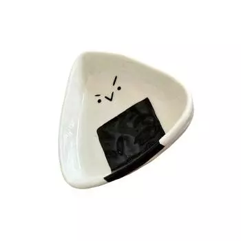Mini Triangle Ceramic Sauce Dish Perfect For Sushi And Bento Enhancing Dining Experience With Heat Resistant Design 1