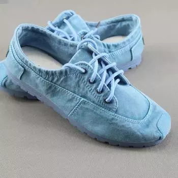 Модные носимые модели Four Seasons Sepatu Kain Tua Sepatu Kanvas Denim + Sol Dalam Bordir Tangan Murni 40