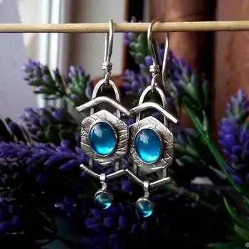 Модные серьги с синим лунным камнем серебряный