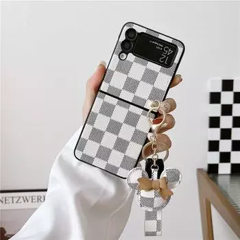 Модный чехол для телефона с подвеской в виде медведя для Samsung Galaxy Z Fold 4 5G Z Flip 3 Flip4, роскошный чехол из искусственной кожи с решеткой For Galaxy Z Flip 3 белый