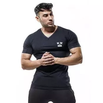 Muscleguys Новое поступление, модная хлопковая мужская дышащая футболка с коротким рукавом с принтом, удобная футболка с v-образным вырезом, приталенная футболка с коротким рукавом M чёрный