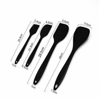 Набор кухонных принадлежностей Leeseph Kitchen Utensils включает в себя 10 предметов посуды с антипригарным покрытием: лопатку для спагетти, половник для супа, лопатку с прорезями, венчик для взбивания красный