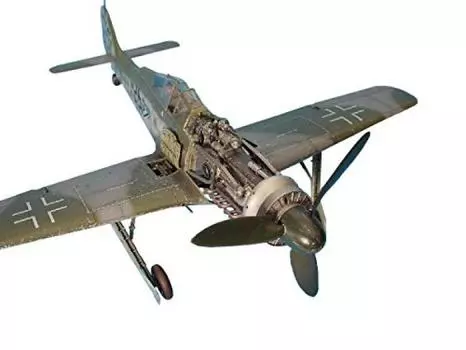 Набор пластиковых деталей для двигателя Iris Fw190D ARS2019 1/32 Focke-Wulf (для Хасэгавы)