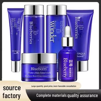 Набор увлажняющих средств для лица Bioaqua Blueberry - 5 предметов Cleansing milk 100g