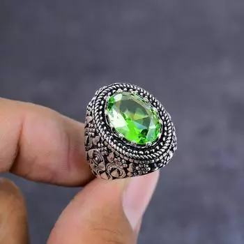Подарочное кольцо из серебра 925 пробы с натуральным драгоценным камнем цаворитом ручной работы, размер 10 K5p80