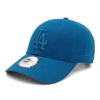 New Era Casual Classic Cap in Free Tonal Exclusive to and Casual Classic Stylish Streetwear Perfect for Travel and Sun A great (14699709, NER35C9668)