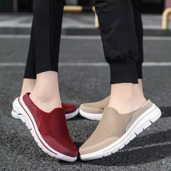 New Flip flops Summer Men Breath Home Slippers Outdoor leisure anti slip sandals Men Thick Bottom Fashion Couple Walking Shoes 35