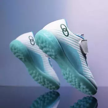 New leather medium and older children s football shoes Men and women s indoor and outdoor lawn sports shoes Training shoes Children s football shoes 29