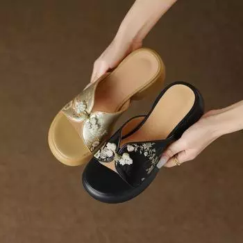New national style Chinese soft leather open-toed half-tow thick-soled thick-heeled versatile cool slippers women wear one-word with high-heeled sanda 35 чёрный