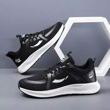 New nuclear magnetic chip middle-aged and elderly walking shoes flying woven mesh breathable casual sports shoes non-slip and wear-resistant mass 36 чёрный