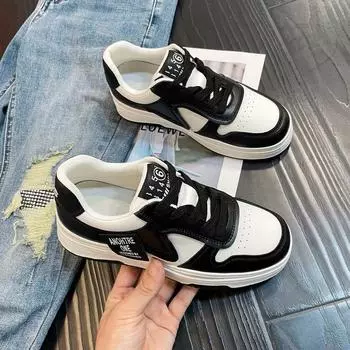 New Pattern White Leather Platform Sneakers Women Running Sports Shoes Breathable Hollow Sneaker Flat Vulcanized Shoes 35