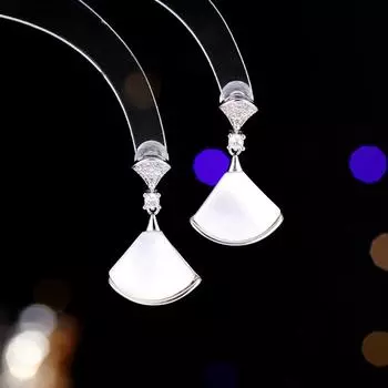 New simple design earrings women s trendy small skirt simple temperament s925 silver needle shell earrings fan stud earrings золотой