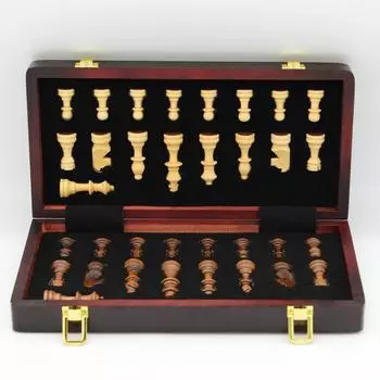 New Zealand pine with magnetic chess board game sent to the queen border red lacquer. 0 кофейный
