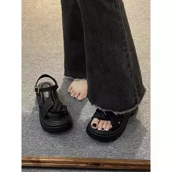 Niche high-end sandals women s summer skirt 2025 new muffin thick sole with Roman beach shoes 35 чёрный
