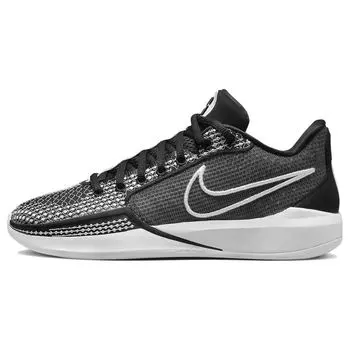 Nike Черные женские кроссовки Sabrina 1 TB белые FQ3391-002 42