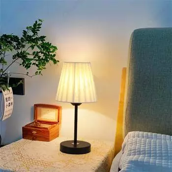 Nordic Retro Pleated Table Lamp Fabric Desk Light LED Night Light Bedroom Bedside Lamp Girly Atmosphere Lamps for Home Decor US plug