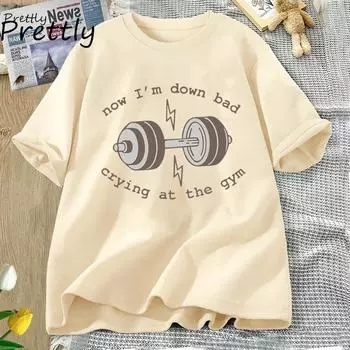 Now Down Bad Crying At The Gym Графические футболки Женские забавные футболки для тренировок Тяжелая атлетика Хлопковая футболка с коротким рукавом Женская одежда S