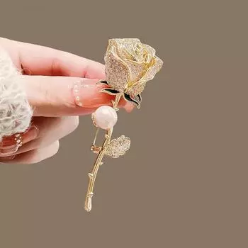 Новые модные броши со стразами и бабочками, булавки для женщин, элегантные свадебные банкетные подарки, аксессуары для одежды, булавки для отворота