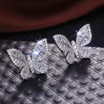 Новые нежные серьги-гвоздики в виде бабочки для женщин, полностью вымощенные CZ-камнем, для свадьбы, помолвки, вечеринки, красивые аксессуары, красивые серьги с бантом белый