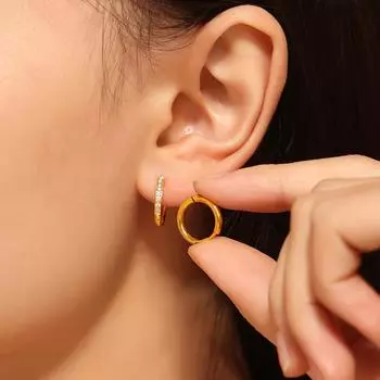 Новые серьги из титановой стали, простое кольцо, инкрустированное цирконием, невыцветающие серьги с покрытием из PVD-золота, круглая застежка-пряжка