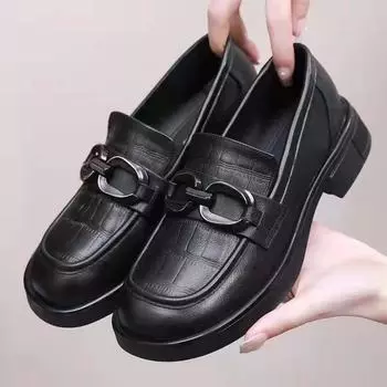 Новые весенние маленькие кожаные туфли из воловьей кожи с верхним слоем в британском стиле. Женские универсальные лоферы. Женские туфли на плоской подошве. 35 чёрный