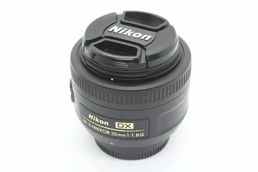 Объектив Nikon с одним фокусом DX NIKKOR 35 мм только для формата Nikon DX AF-S f/1.8G чёрный
