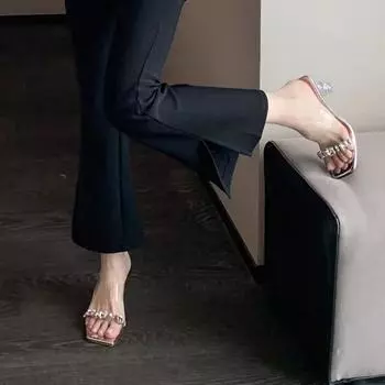 One-word slippers 2024 summer Internet celebrity explosion crystal high heels fashion high sense female college students wear cool slippers 34