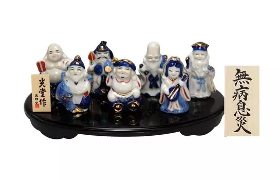 Osaka Choseido Seven Lucky Gods Новогодняя подарочная бирка на удачу Оригинальная деревянная бирка Бесплатный бонус Somenishiki Seven Lucky Gods Украшение, украшение, амулет, керамика, белый