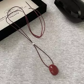 Oval Sweater Chain Drawable Black Rope Collarbone Chain Retro Pendant Necklaces Women