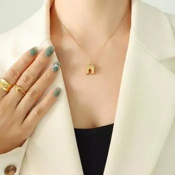 Ожерелье Arc De Triomphe Cold Wind Gold Plated Jewelry Niche Light Luxury Design Sense Simple Clavicle Chain Female P020