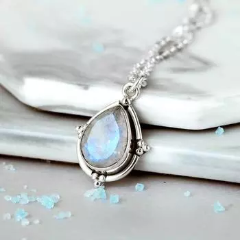 Ожерелье из лунного камня Teardrop Sunrise International 15mm белый